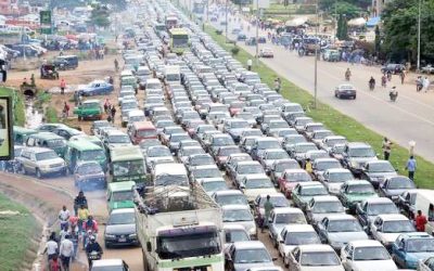 Traffic Builds Up Inward and Outward Lagos-Ibadan Expressway