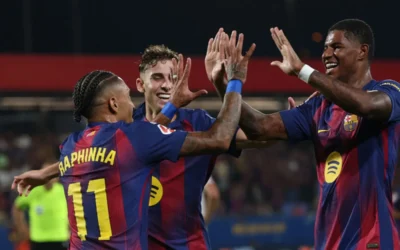 Champions Barcelona destroy Valencia 6-0 in first home game